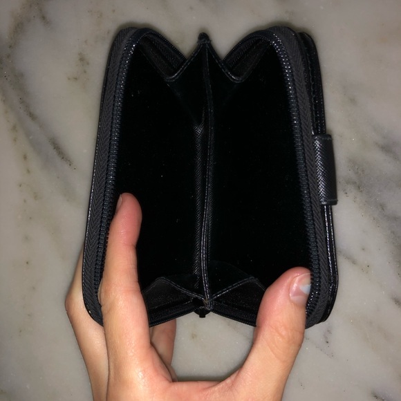 Prada wallet - Picture 3 of 4
